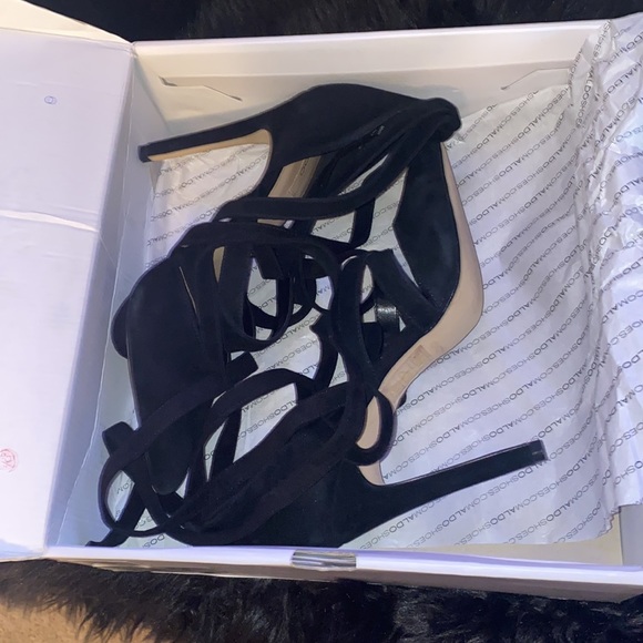 ALDO Womens black size 8.5 heels. - Picture 4 of 5